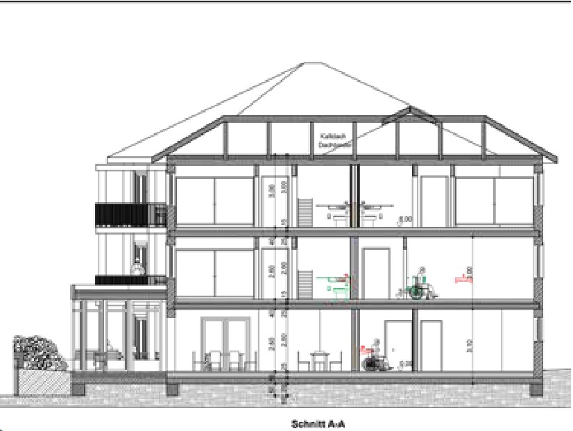 Bauzeichnung, Schnitt A-A: Längsschnitt durch das dreigeschossige Haus mit Treppenhaus, Wintergarten im Erdgeschoss und Balkonen.